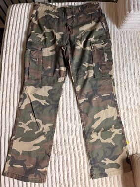 Good American Camo Waistband Pants - Green Brown Tan